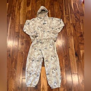 Gilded Intent Beige and Cream Patterned Set youth large Buckle camo